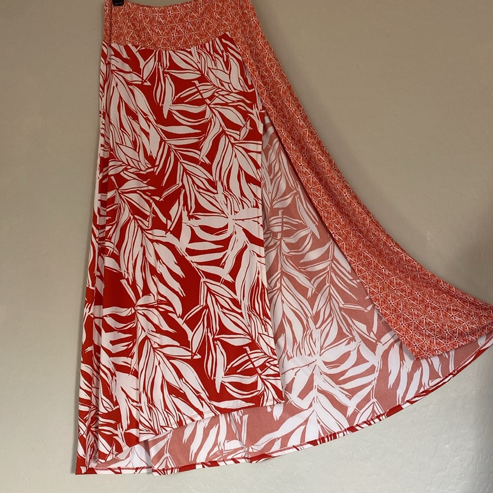 Free People, XL, red and white pattern maxi skirt with slit up the side